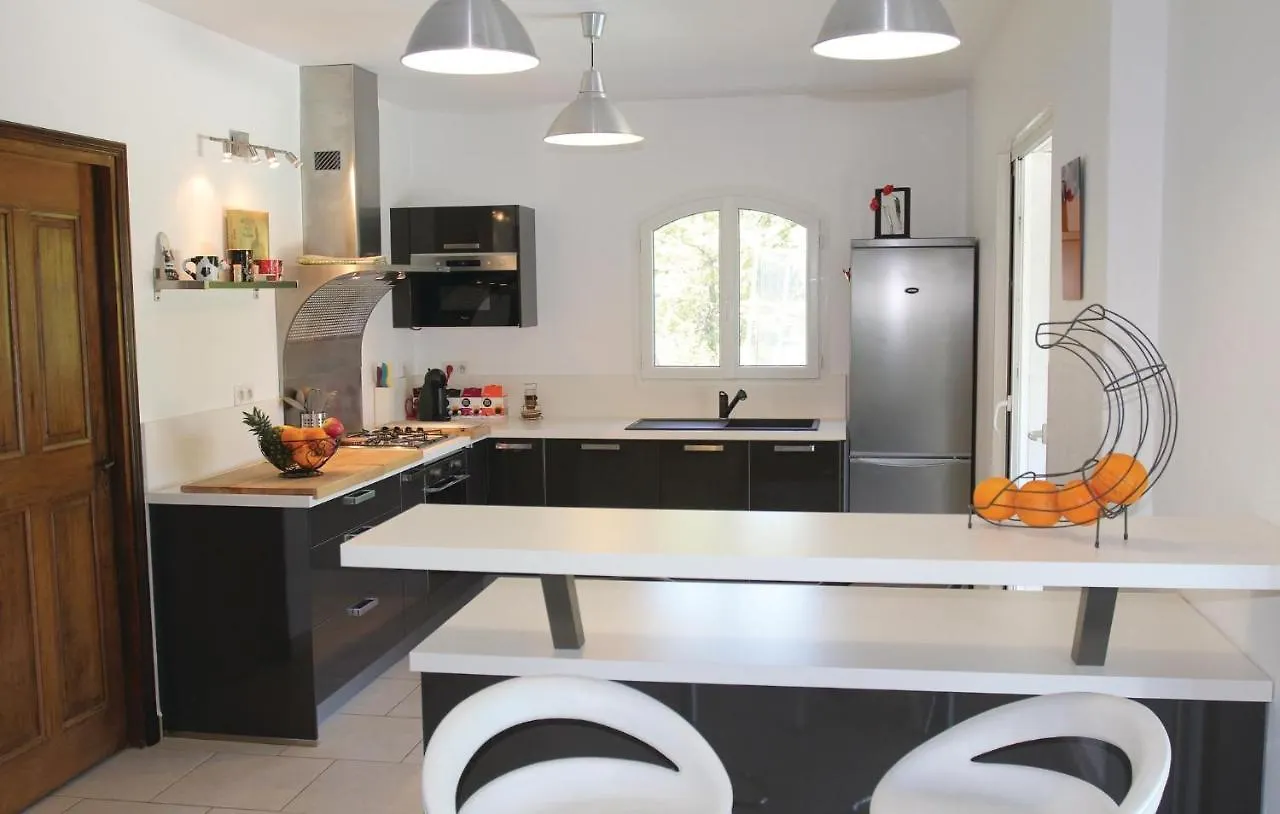 Holiday home 4 Bedroom Awesome Home In Apt